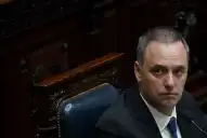 Sin informe de Adorni en el Senado, el oficialismo resiste nuevos embates