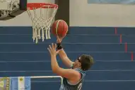 Tucumano campeón del mundo de básquet: festejó “a lo Messi” y levantó la copa en Hungría