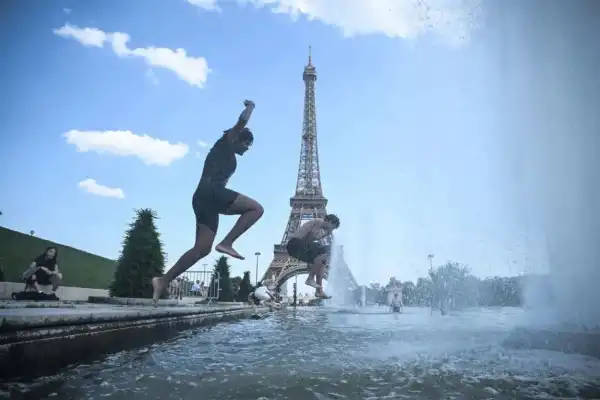 Alerta roja: la ola de calor asfixia Europa y pone a prueba las redes eléctricas