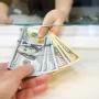 El dólar oficial vuelve a subir y alcanza un nuevo máximo nominal del año