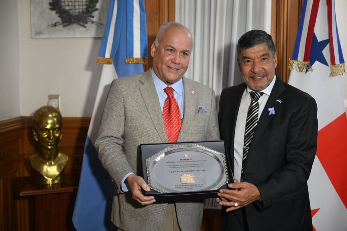El edil que busca presidir el PRO, el mensaje de Darío Monteros y Acevedo en Casa de Gobierno