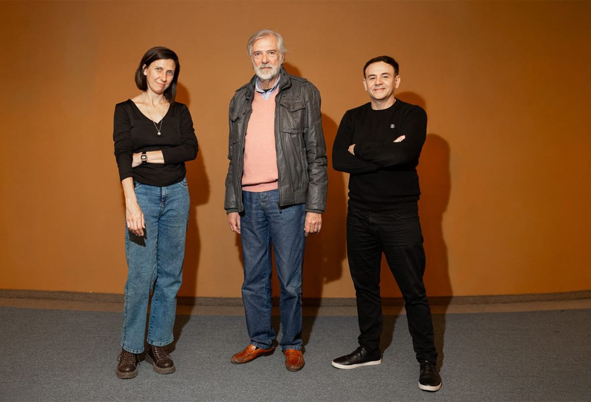 LOS RESPONSABLES. Soledad Alastuey, Ricardo Sbrocco y Sebastián Fernández asumen distintos roles en la dirección y puesta en escena.