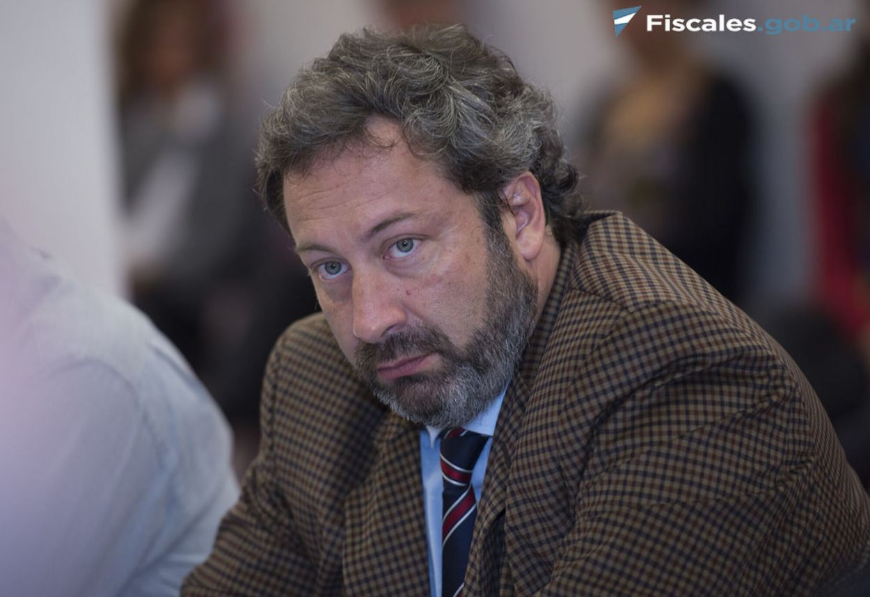 EL FISCAL RAFAEL VEHILS RUIZ.
