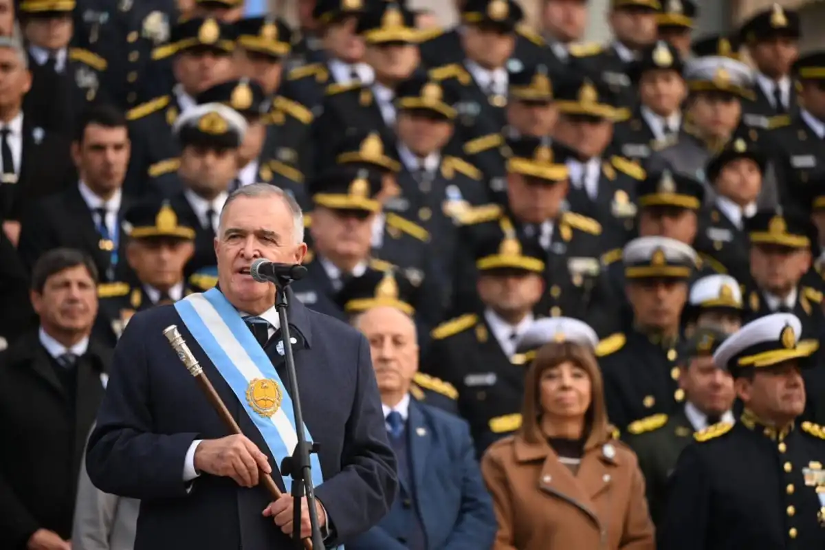 "Ya era hora que (Manzur) vuelva a Tucumán a hacer algo", afirmó Jaldo
