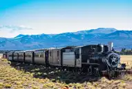 Vacaciones de invierno 2026: el pueblo patagónico con glaciares, bosques y el histórico tren a vapor