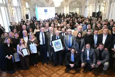Osvaldo Jaldo encabezó una nueva entrega de certificaciones de Marca Tucumán