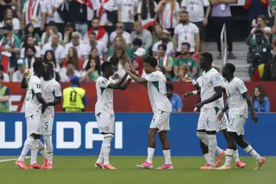 Senegal cumplió con su obligación: goleó a Irak por 5 a 0 y espera avanzar como mejor tercero del Mundial