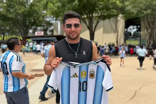 Se fue de Tucumán hace seis años y volvió a sentirse en casa gracias a la selección argentina