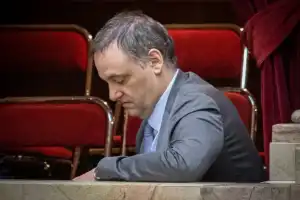 Te voy a dar todo el soporte: el audio que complica a Manuel Adorni tras su renuncia