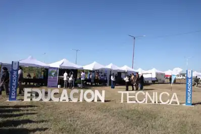 Proyectos: en Lules, los alumnos mostraron sus propuestas agroproductivas
