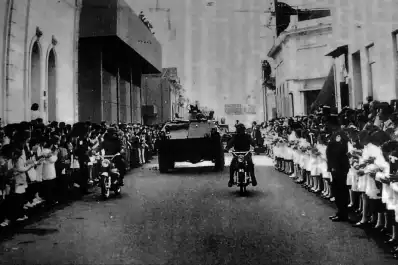Recuerdos fotográficos: el largo periplo de los restos de Lola Mora hasta su descanso final