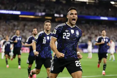La selección argentina venció 3-1 a Jordania en el cierre de la fase de grupos del Mundial