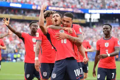 Inglaterra sufrió más de la cuenta ante Panamá, pero lo destrabó con su jerarquía y ganó el grupo