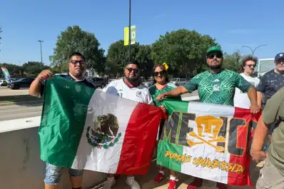 Es mexicano, se llama Diego Armando por Maradona y viajó sólo para ver los últimos bailes de Messi: la historia que emocionó en Arlington