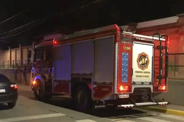Fuerte operativo de seguridad en Casa Rosada y Quinta de Olivos por una amenaza de bomba