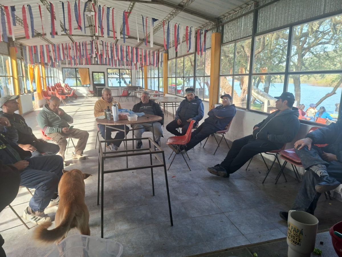 DESCANSO. Las charlas después del almuerzo son imperdibles.