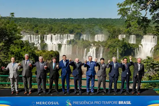 550x367_presidentes-estados-partes-mercosur-1143180-164849.webp