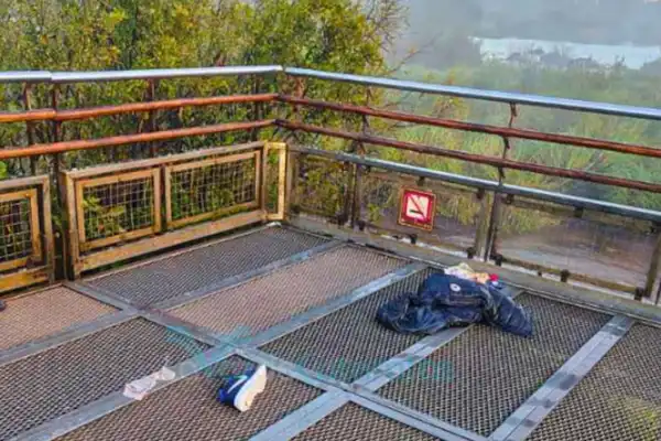 Buscan a un turista que desapareció en las Cataratas del Iguazú: sus pertenencias estaban en la Garganta del Diablo