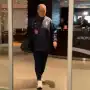 Video: Bielsa regresó a Montevideo tras la eliminación de Uruguay en el Mundial 2026 y no lo saludó nadie en el aeropuerto