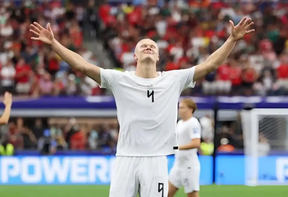 Haaland no afloja: marcó otro gol y quedó a uno de Messi en la tabla de goleadores del Mundial
