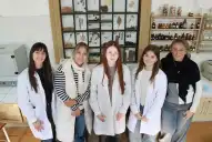 Alumnas de Farmacia de la UNT diseñan gomitas saludables para combatir el estrés