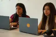 Una fundación ofrece un curso gratis para mujeres que quieran entrar al mundo tech