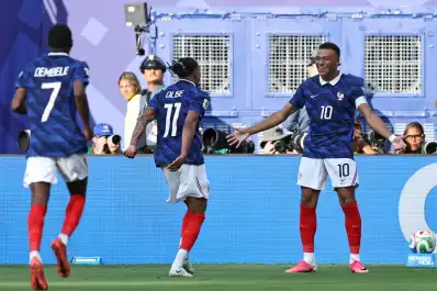 Francia es una máquina: arrolló a Suecia y Mbappé quedó a un paso del récord de Messi