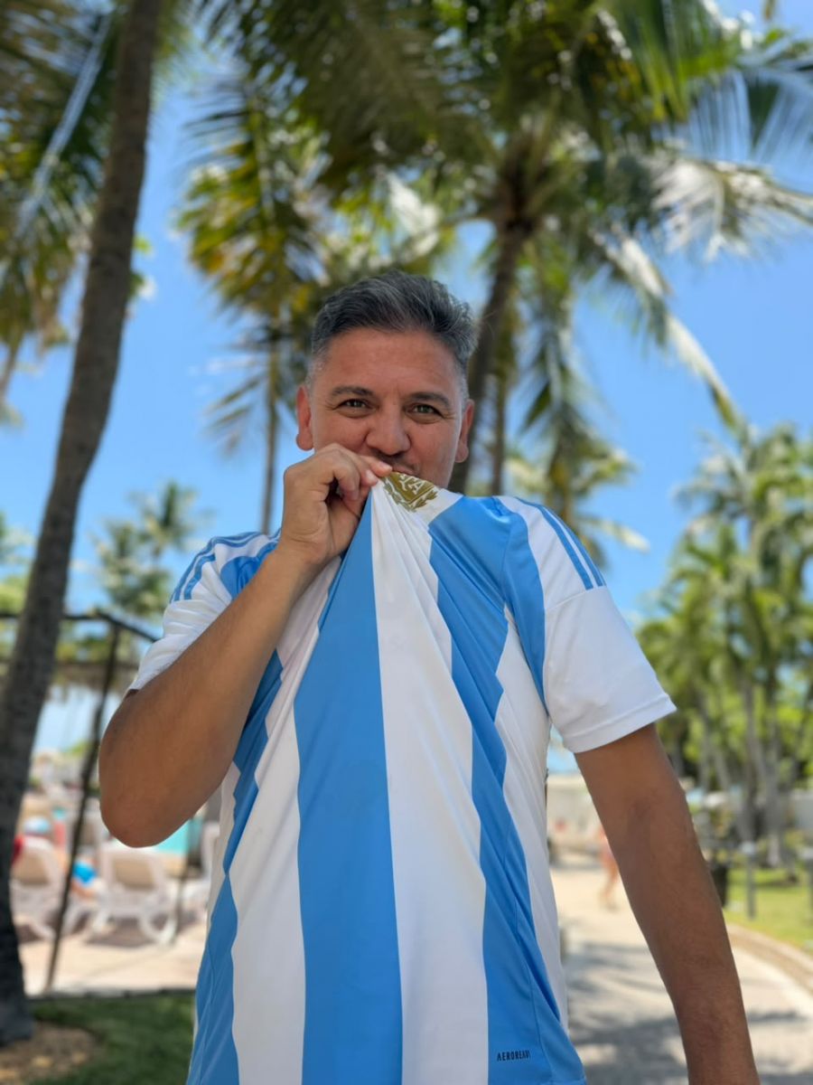 Cristian Herrera disfruta el fruto de su trabajo.