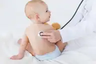 Ya se registraron más de 38.000 casos de bronquiolitis en todo el país y alertan por un aumento del virus sincicial respiratorio