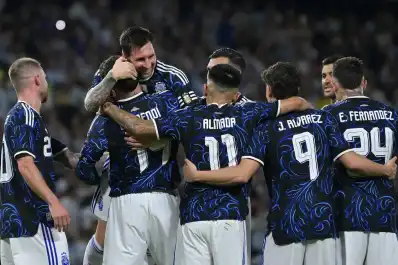 La gran evolución de la “Scaloneta”: Argentina juega al ritmo que más le conviene