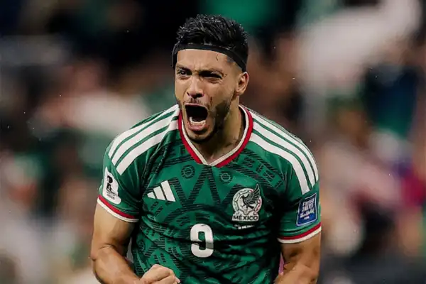Con autoridad y paso firme, México derrotó 2-0 a Ecuador en el Azteca