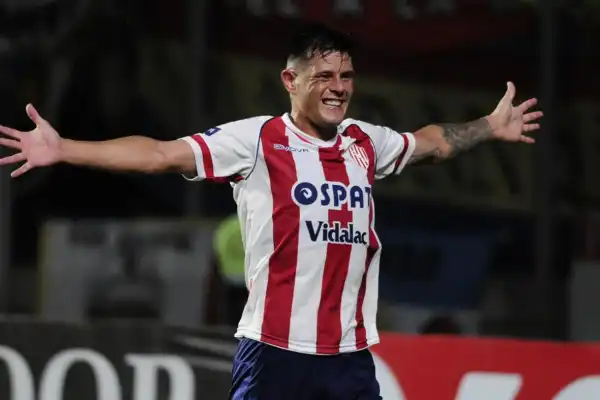 Atlético Tucumán demandó a Unión por una millonaria deuda en el pase de Marcelo Estigarribia