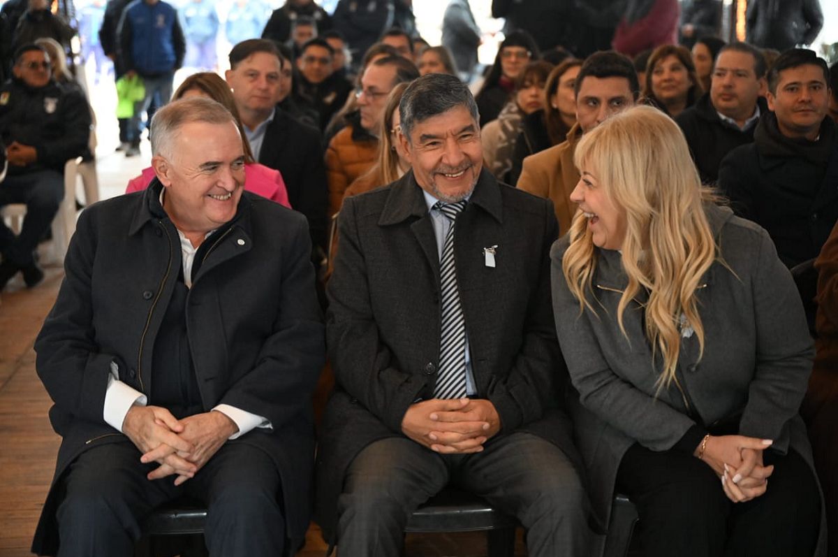 Osvaldo Jaldo y Rossana Chahla inauguraron una nueva celda en la planta de Overo Pozo