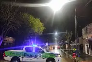 Un motociclista de 19 años murió en Bella Vista tras chocar contra una camioneta estacionada