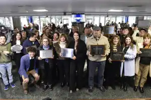 La Legislatura homenajeó a las sandwicherías históricas de Tucumán por su aporte a la identidad provincial