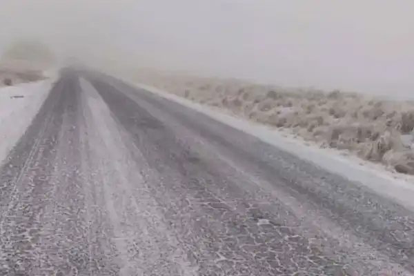 Cortaron el tránsito por la ruta 307 debido al congelamiento de la calzada