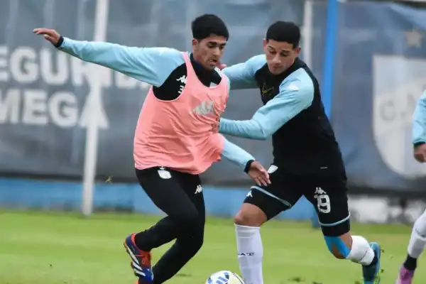 El 11 que paró Falcioni en la primera práctica formal de Atlético Tucumán y la agenda de amistosos