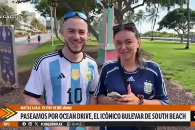 Una pareja alemana cambió de camiseta por Messi: la historia que sorprendió a LA GACETA en Miami