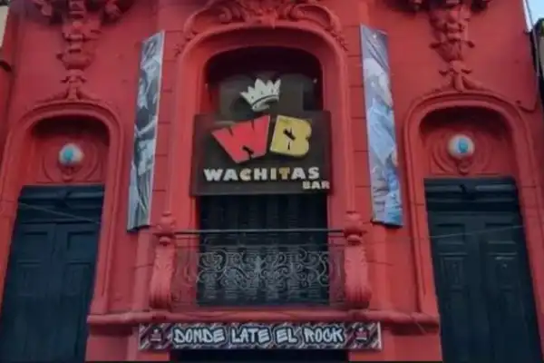 Allanaron el bar Wachitas, donde trabajaba una de las presuntas encubridoras del femicidio de Agostina Vega