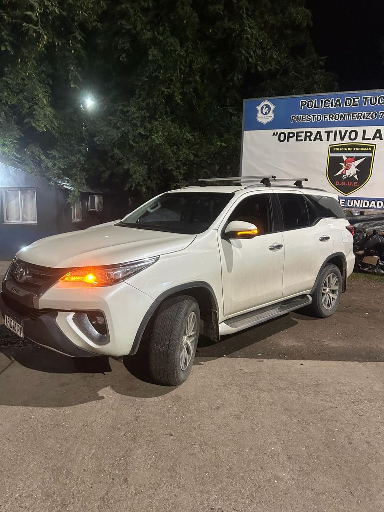 PRUEBA. La camioneta que usaron indebidamente los policías.