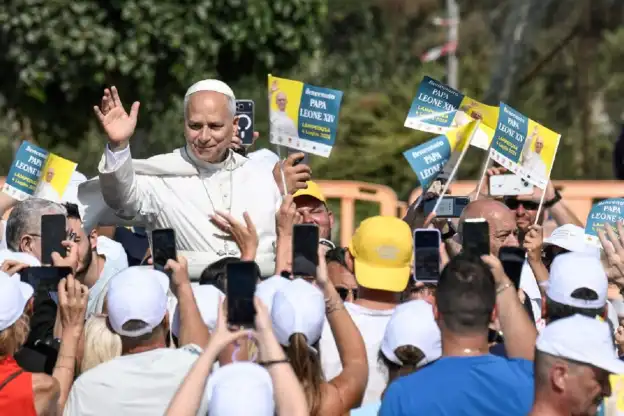 La voz de los fieles tucumanos ante la visita de León XIV a la Argentina: “Nos hace falta una bendición del Papa”