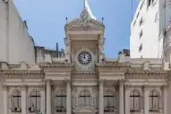 El crédito en pesos continúa estancado