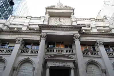 El oro del país usurpado en banco del país usurpador