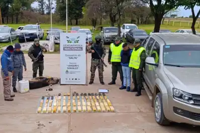 Salta: prisión preventiva para un hombre que transportaba más de 57 kilos de cocaína ocultos en el tanque de una camioneta