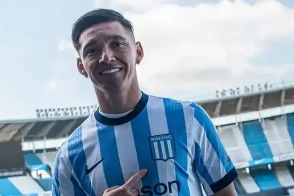 Racing presentó a Matías Kranevitter como refuerzo: firmó por un año y ya se sumó al plantel