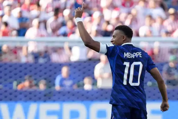 Mbappé respondió a los insultos racistas de una senadora paraguaya y la Federación Francesa la denunció