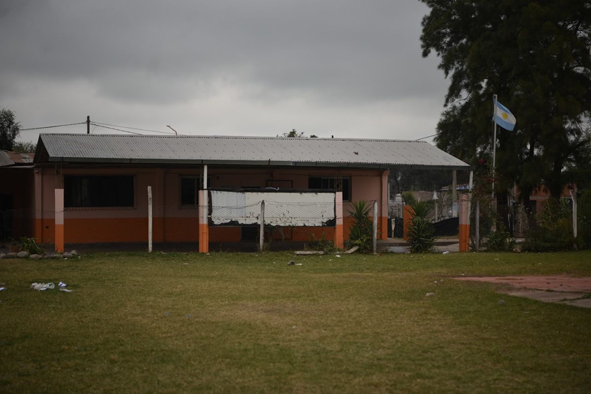DESTINO. La Escuela N.° 57 Capitán Carlos María Casagrande funciona en 7 de Abril, uno de los pueblos más alejados del este tucumano. / LA GACETA, GALLE QUINTANA