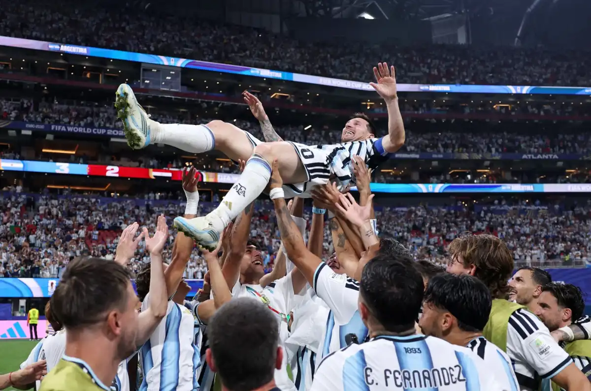 La estirpe del campeón le alcanzó a Argentina para sobrevivir, pero el fútbol deberá aparecer si quiere defender el título