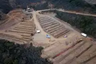 Terremotos en Venezuela: fosas comunes y misas al aire libre en una Guaira devastada