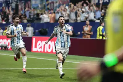 Messi pasó del sufrimiento al desahogo en solo 13 minutos